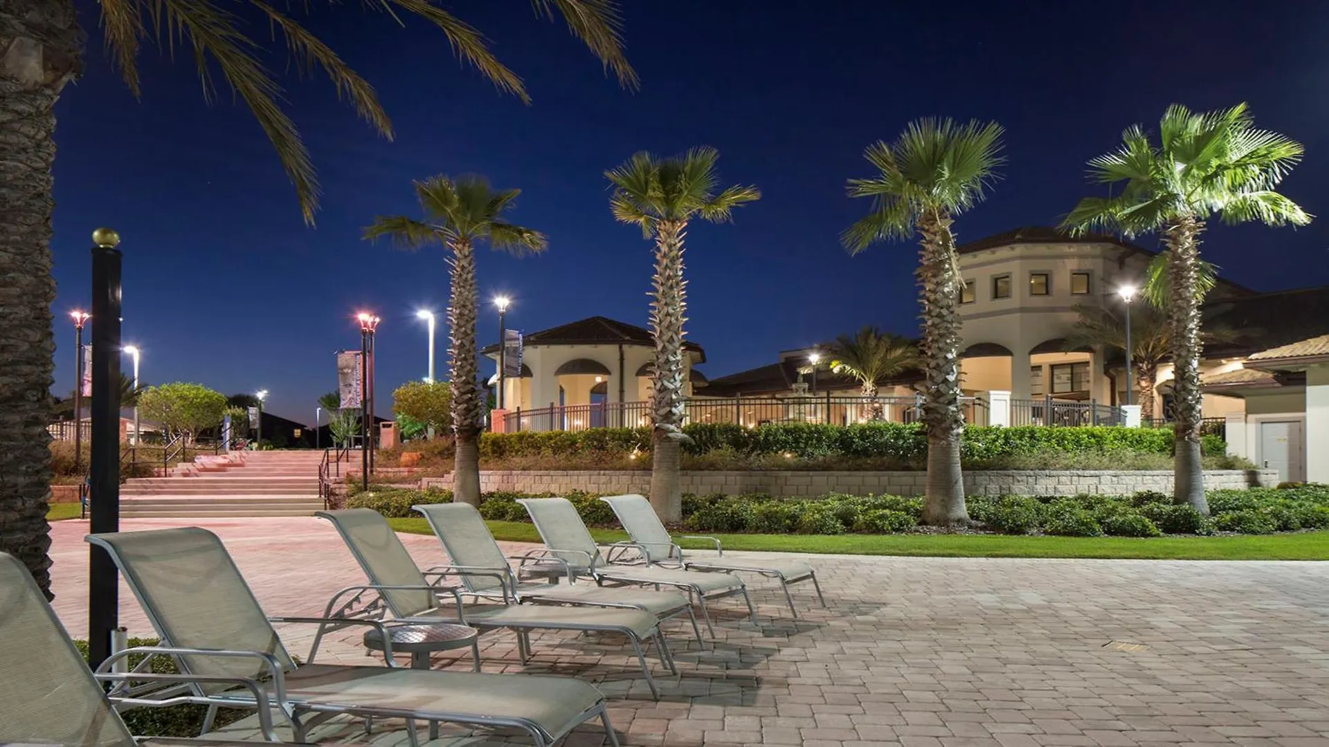 Spacious Retreat With Pool, Spa & Themed Rooms Orlando Holiday home